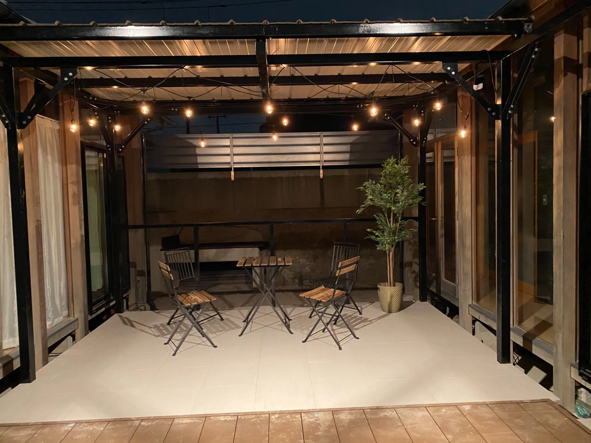 夜を楽しむ!GARAGE LIFE